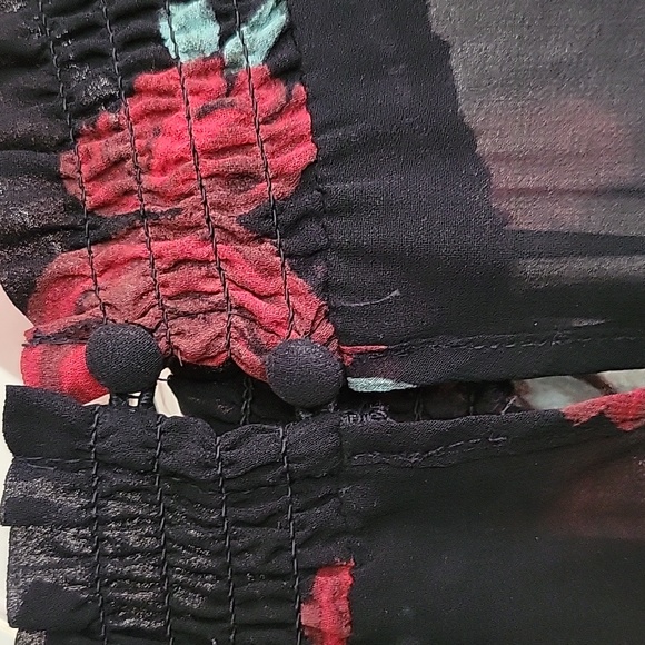 Sheer top - Picture 6 of 7